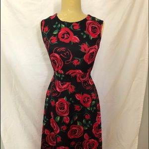 Floral print dress in retro style
